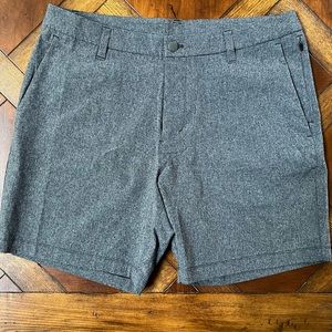 Lululemon Commission Classic-Fit Short 7” Inseam